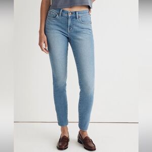 Madewell NWT 8" Skinny Jeans Mid Rise Size 32 in Sellwood Wash